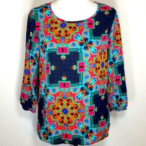 Beautiful Bright Colored Tunic w/Subtle High-Low